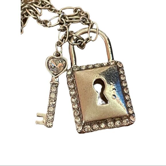 NWT HOLIDAY LANE Silver-Tone Crystal Lock & Key Pendant Necklace - Picture 2 of 4